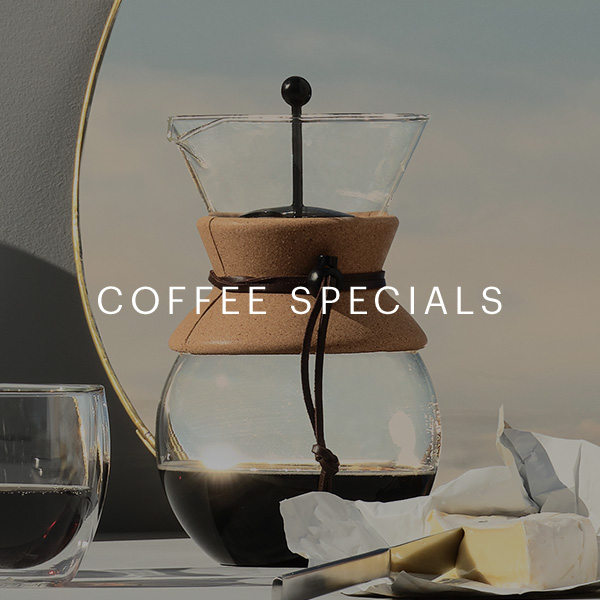 Lot BODUM – 7 Tasses à Expresso + 1 Mug Bistrot – Design Moderne, Verre, Noir