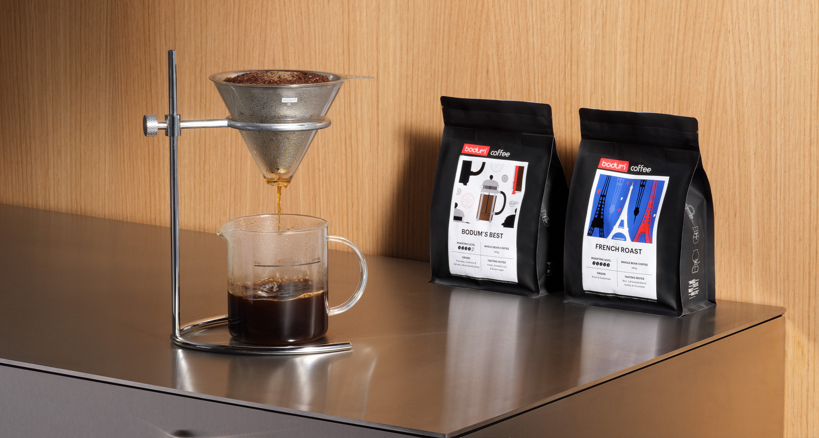 キッチンインテリアと機能を兼ねた逸品★ダブルグラス方式で、コーヒー末が静電気でボディ内部に飛散するのを防ぎます。　ボダム　ビストロバリ・コーヒーグライ キッチンインテリアと機能を兼ねた逸品☆ダブルグラス方式で、コーヒー末が